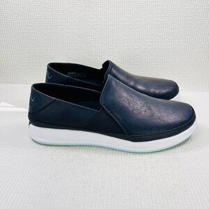 Kuru Roam Atla Women's Size 7.5 Slip On Casual Shoes Sneakers Black Leather